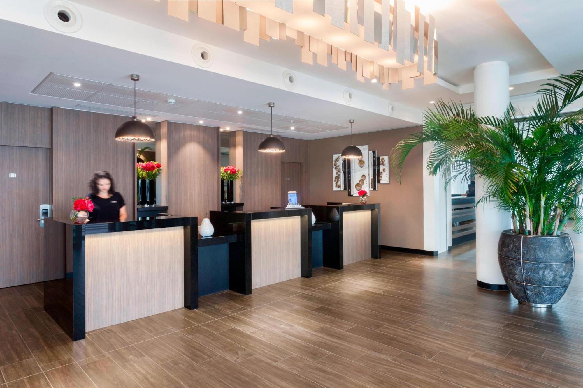 Ac Hotel By Marriott Paris Le Bourget Airport Dugny Exterior foto